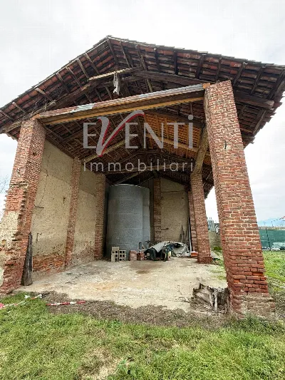 Rustico/Casale in vendita a Piscina - foto 9