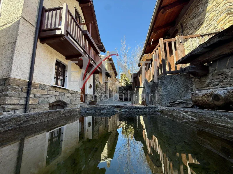 Rustico/Casale in vendita a Usseaux - foto 1