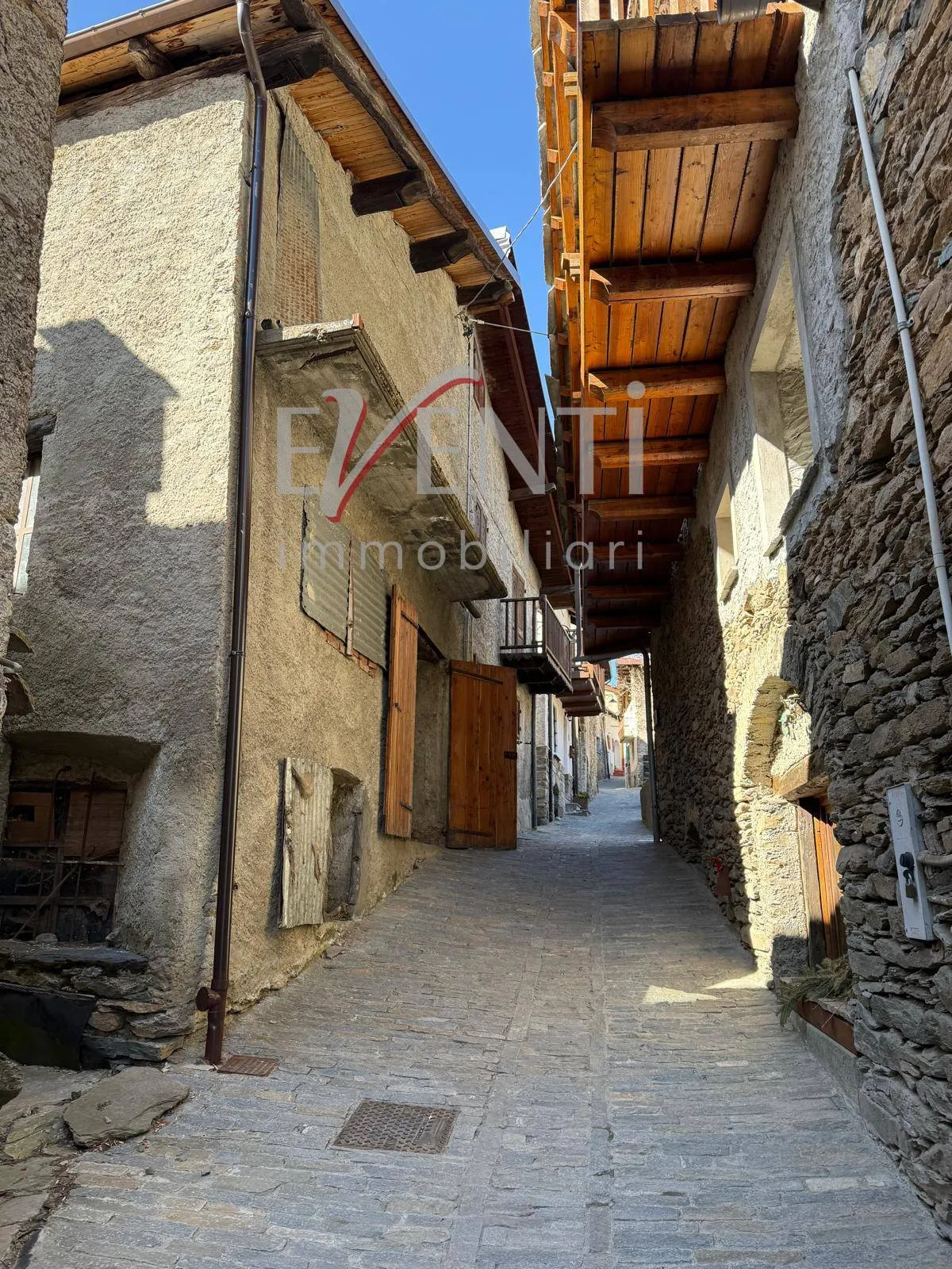 Rustico/Casale in vendita a Usseaux - foto 3