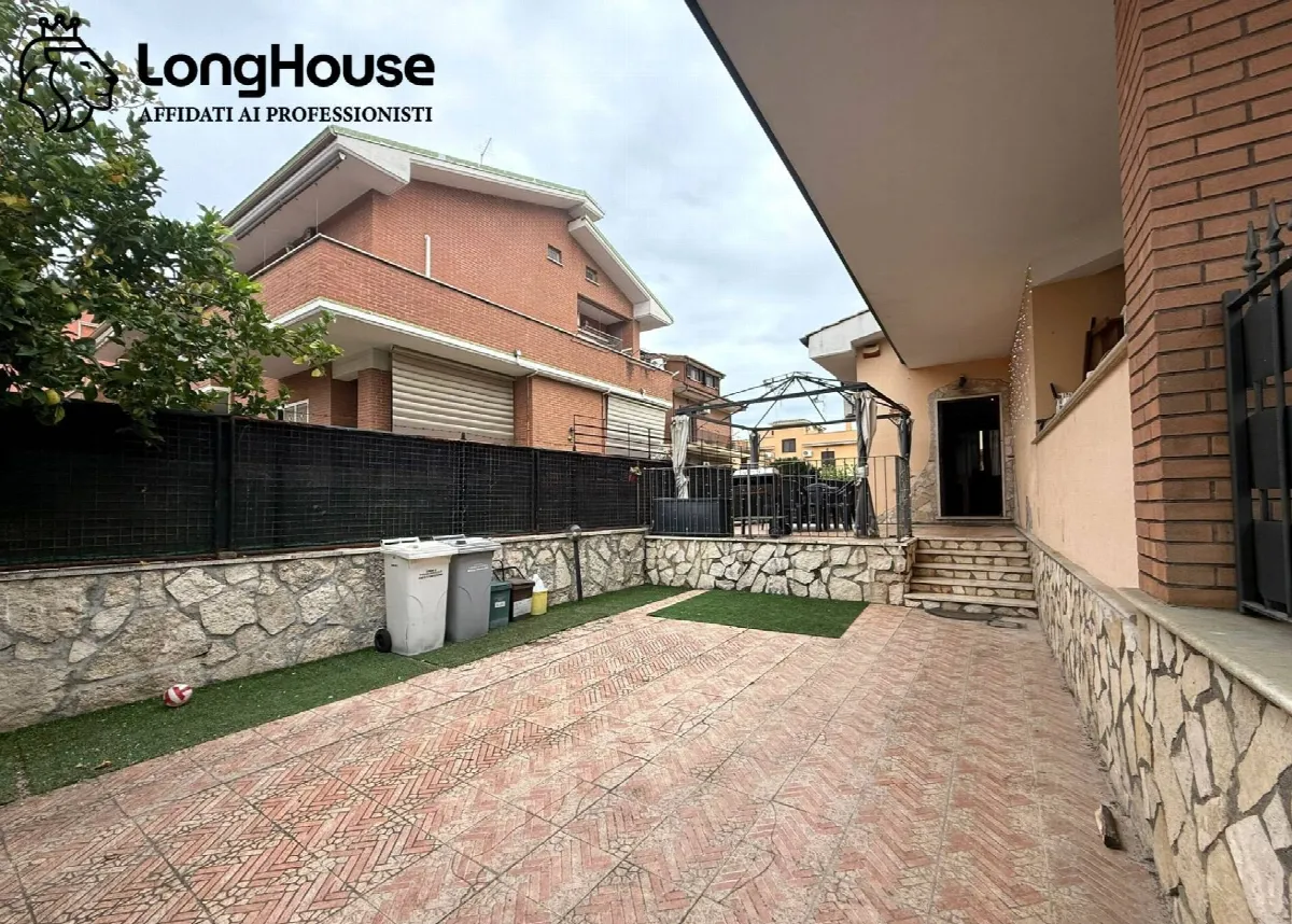 Villa in vendita a Guidonia Montecelio - foto 2