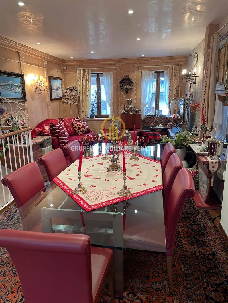 Villa in vendita a Cortina d'Ampezzo - foto 1