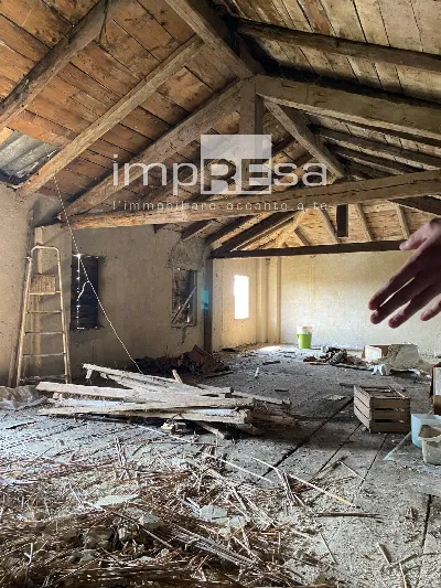 Rustico/Casale in vendita a Gruaro - foto 2