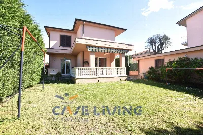 Villa a Rosate