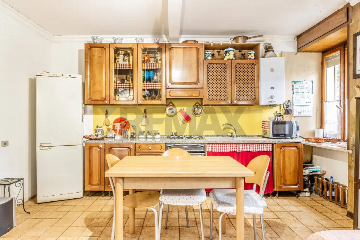 Casa Indipendente in vendita a Samarate - foto 2
