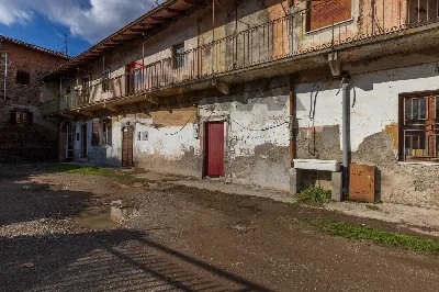 Rustico/Casale in vendita a Cairate - foto 6
