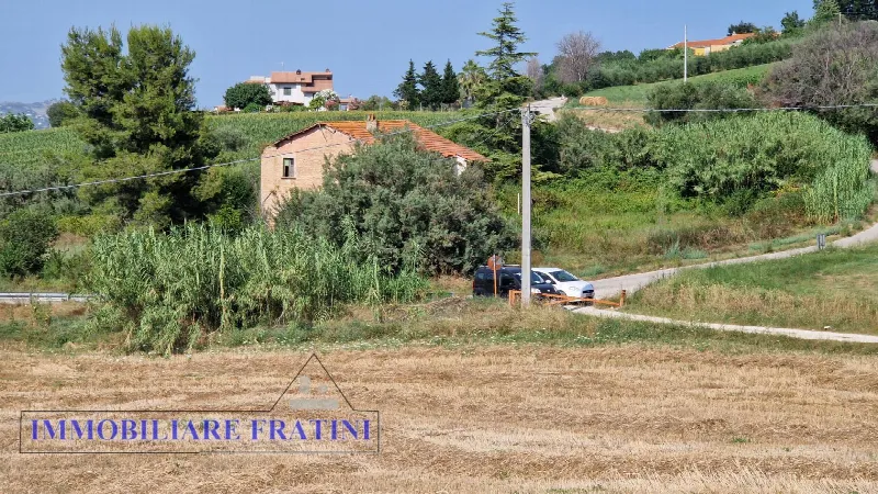 Rustico/Casale in vendita a Controguerra - foto 5