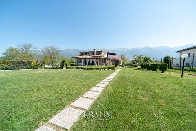 Casa Indipendente in vendita a Pratola Pel... - foto 1