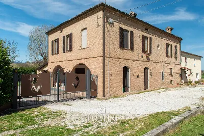Rustico/Casale in vendita a Matelica - foto 4