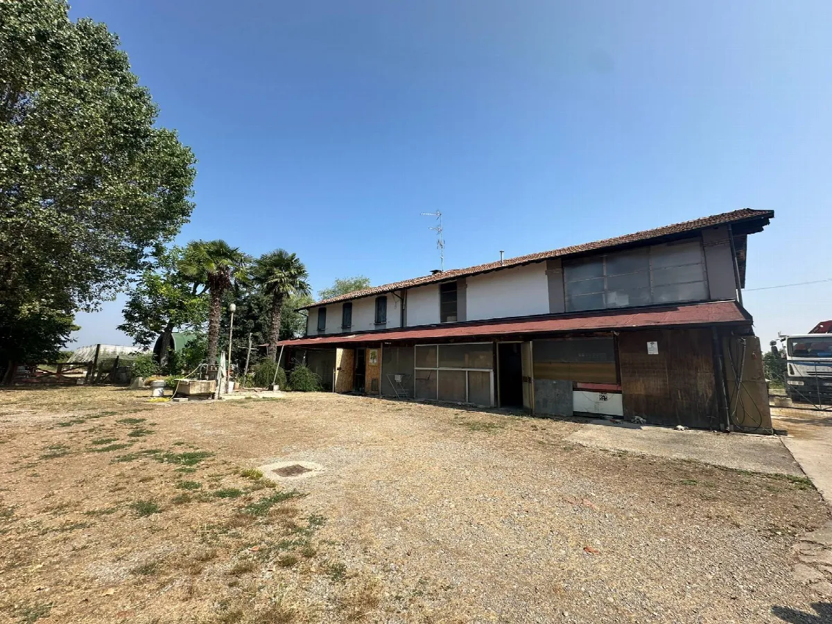 Rustico/Casale in vendita a Castelfranco Emilia - foto 2