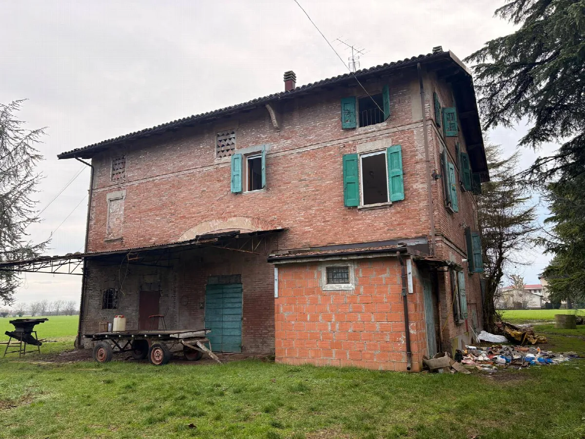 Rustico/Casale in vendita a Castelfranco Emilia - foto 2