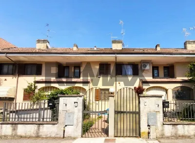 Villa a Mediglia