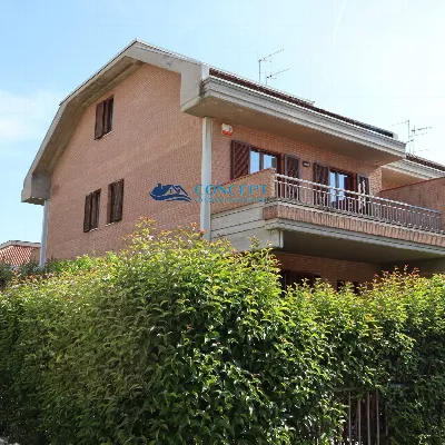 Villa in vendita a San Benedetto del Tront... - foto 4