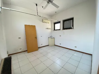Ufficio in vendita a Sant'Ambrogio di Valp... - foto 4