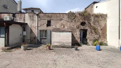 Rustico/Casale in vendita a Maddaloni - foto 2