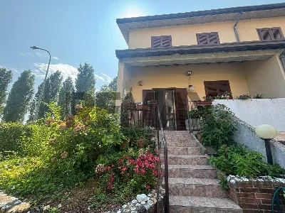 Villa in vendita a Lacchiarella - foto 2