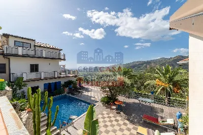 Villa a Graniti