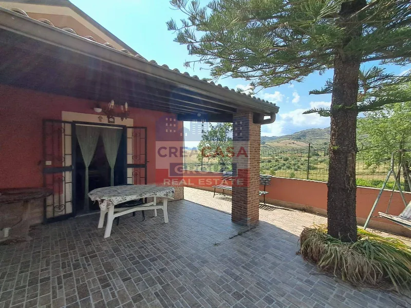 Villa in vendita a Assoro - foto 1
