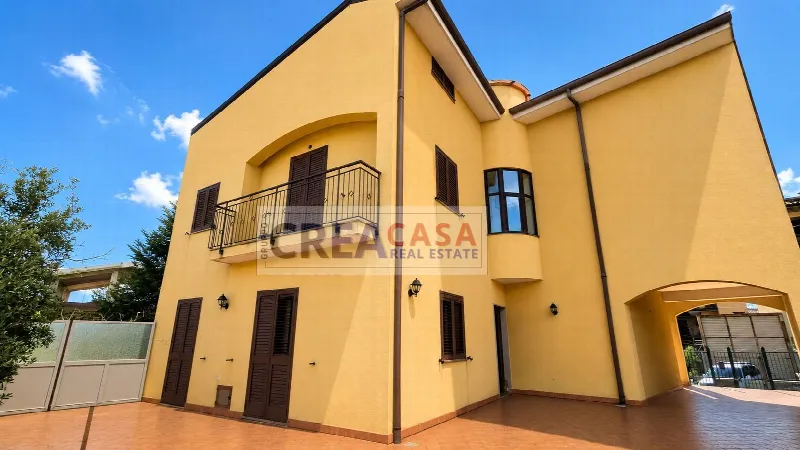 Villa in vendita a Piedimonte Etneo - foto 1