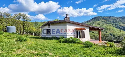 Villa a Graniti