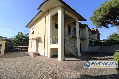 Casa Indipendente in vendita a Castelfranc... - foto 2