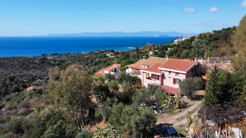 Villa in vendita a Quartu Sant'Elena - foto 1