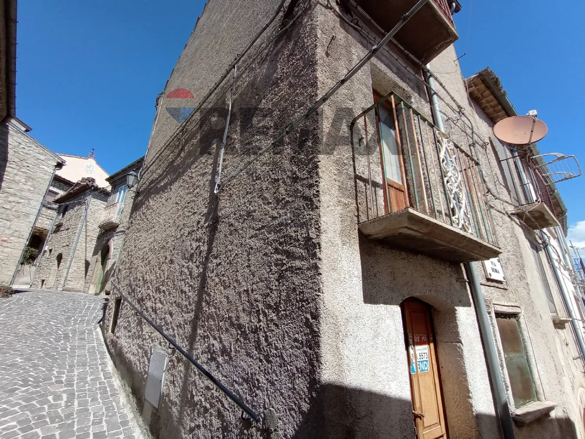 Casa Indipendente in vendita a Casalciprano - foto 2