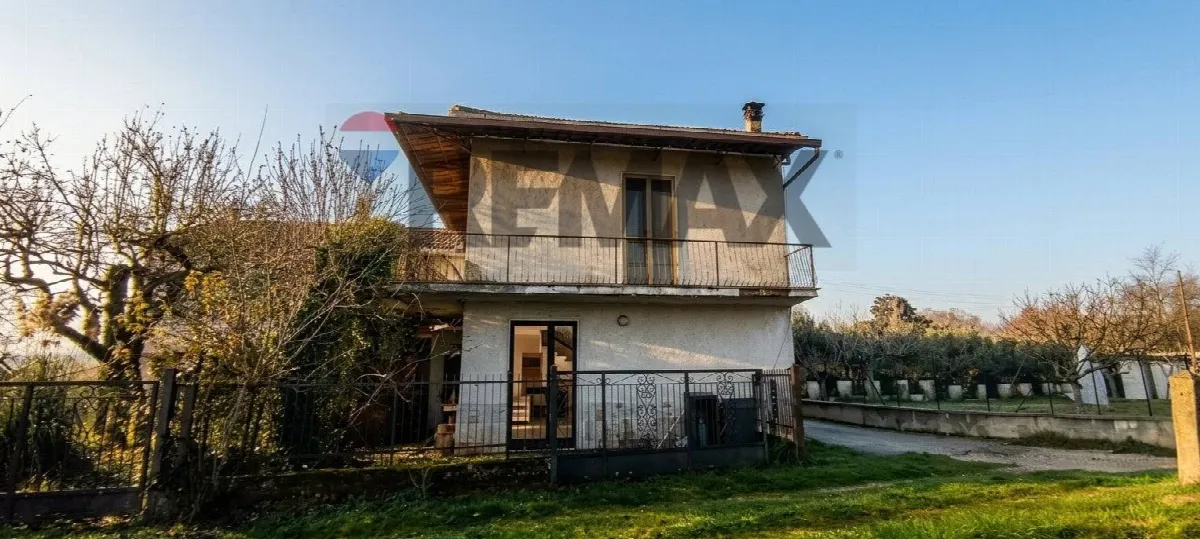 Casa Indipendente in vendita ad Arce - foto 2