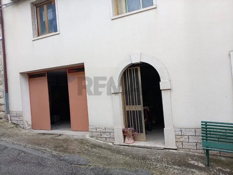 Casa Indipendente in vendita a San Giuliano del Sannio - foto 1