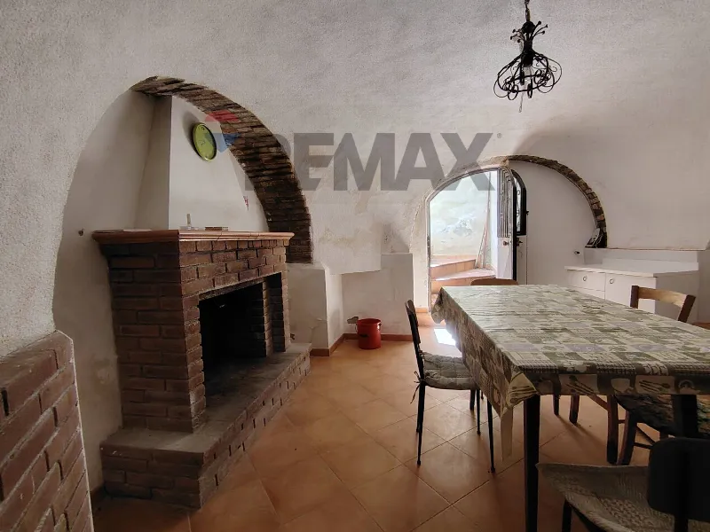 Casa Indipendente in vendita a Pietracupa - foto 1