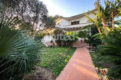 Villa in vendita a Roma, Axa, Casal Palocc... - foto 1