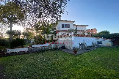 Villa in vendita a Roma, Axa, Casal Palocc... - foto 2