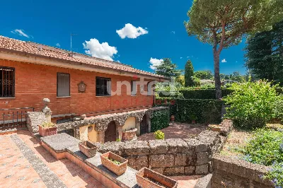Villa in vendita a Frascati - foto 1
