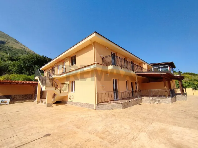 Casa Indipendente in vendita a Torretta - foto 1