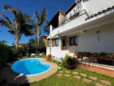 Casa Indipendente in vendita a Carini - foto 1