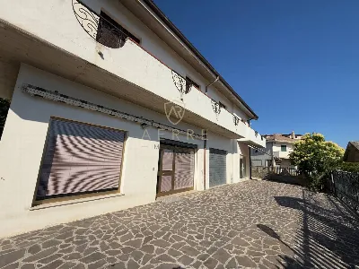 Villa in vendita a Civitaquana - foto 5
