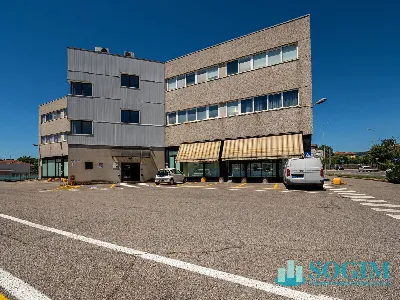 Ufficio in vendita a Como, Breccia, Camerl... - foto 1