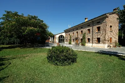 Rustico/Casale in vendita a Ostiglia - foto 2
