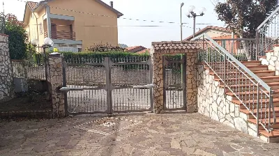 Villa in vendita a Contrada - foto 2