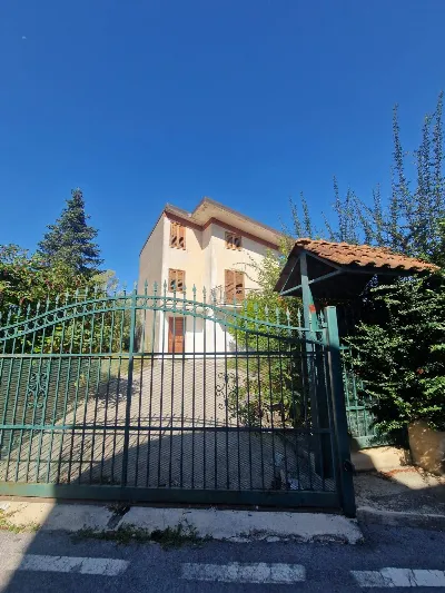 Villa in vendita a San Michele di Serino - foto 1