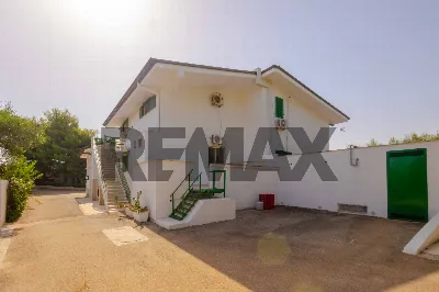 Villa in vendita a Sannicandro di Bari - foto 1