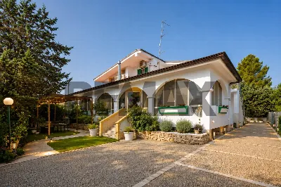 Villa in vendita a Sannicandro di Bari - foto 5