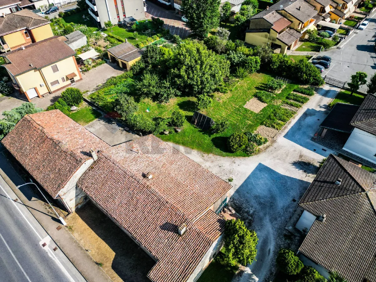 Rustico/Casale in vendita a Corte de' Frati - foto 2