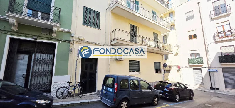 Casa Indipendente in vendita a Brindisi, Centro Storico, Cappuccini, Commenda - foto 1