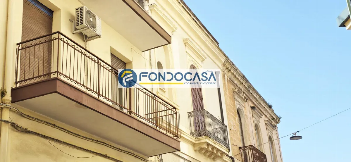 Casa Indipendente in vendita a Brindisi, Centro Storico, Cappuccini, Commenda - foto 3