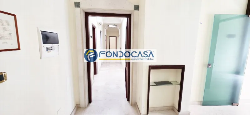 Ufficio in vendita a Brindisi, Centro storico, cappuccini, commenda - foto 4