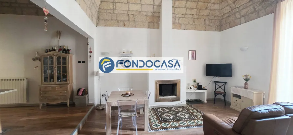 Casa Indipendente in vendita a Brindisi, Centro Storico, Cappuccini, Commenda - foto 3
