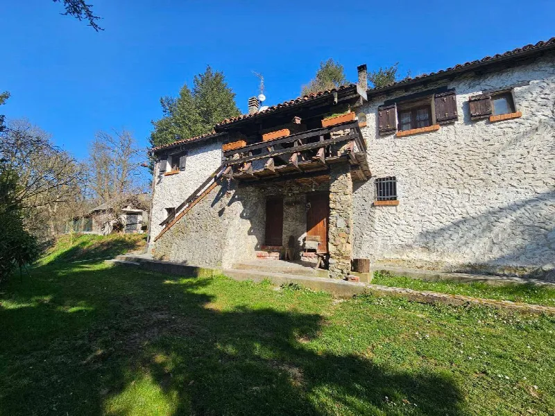 Rustico/Casale in vendita ad Altare - foto 1