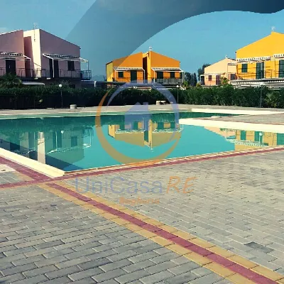 Villa in vendita a Campofelice di Roccella - foto 2