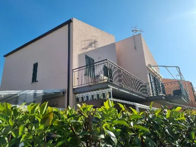 Villa a Campofelice di Roccella