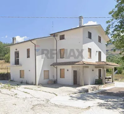 Villa a Caramanico Terme